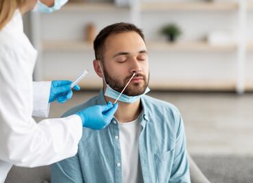 Covid-19: Preocupa variante “bisnieta de ómicron” altamente contagiosa; estos son los síntomas