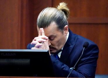 "También soy víctima de violencia doméstica"; dice Johnny Depp en juicio