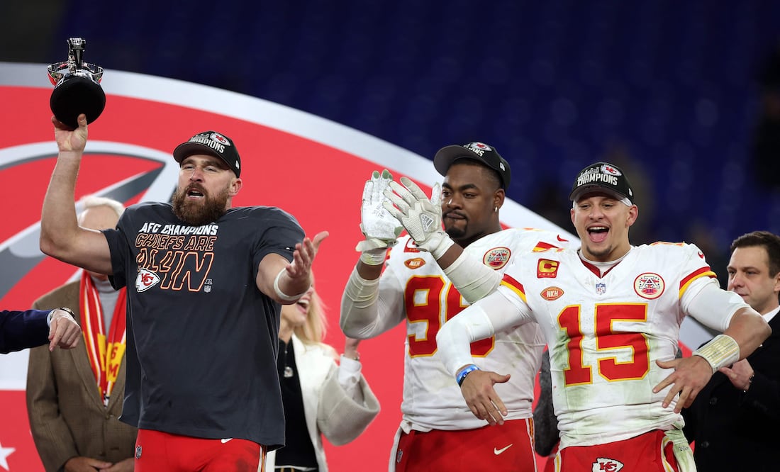 Super Bowl 2024. Los Chiefs jugarán con el jersey rojo y los 49ers lo harán con el blanco    Rob Carr/Getty Images/AFP (Photo by Rob Carr / GETTY IMAGES NORTH AMERICA / Getty Images via AFP)