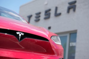 Tesla lanza versiones económicas de Model X y Model S; esto costarán a partir de hoy
