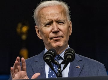 Once procuradores de EU demandan a Biden por mandato de vacunación