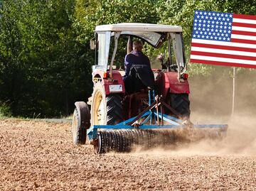 Las 10 ciudades que contratan a más trabajadores agrícolas en EU