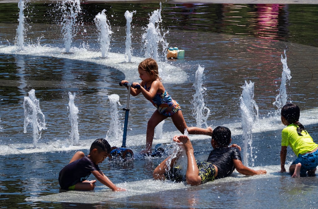 Julio rompe récords: el mes más caluroso jamás registrado, advierte la OMM. (AP Photo/Richard Vogel)