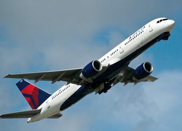 Delta acabará con el bloqueo de asientos intermedios en sus aviones