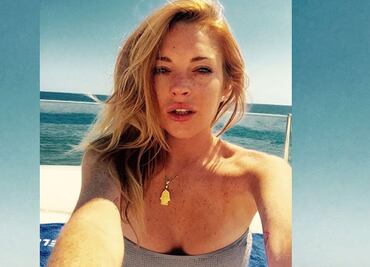 Lindsay Lohan deslumbra con minishort de mezclilla en Grecia