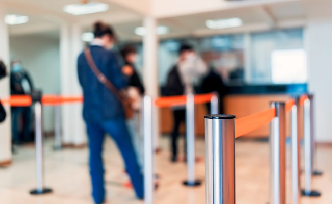 ¿Abren los bancos este 17 de noviembre de 2025? Días feriados y lo que debes saber