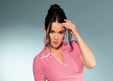 Katy Perry destila belleza con falda de raja durante sesión de fotos