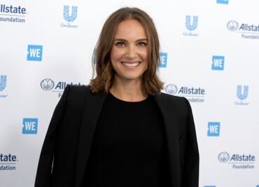 Natalie Portman conquista Sydney con minivestido blanco