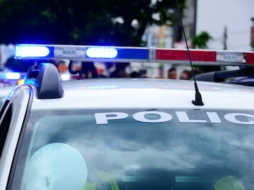 Policía de Nueva Jersey rescata a bebé que cayó de un balcón