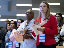 Las 100 preguntas del examen de ciudadanía de Estados Unidos