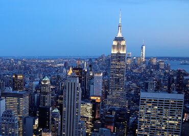 Empire State y otros edificios de EU se iluminan con la bandera de México