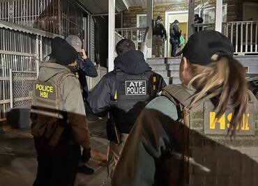 Estados Unidos hará redadas en estas 3 ciudades cada semana, con 1,200 detenidos diarios como objetivo
