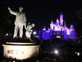 Tips para ahorrar y mejorar tu experiencia en Disneyland, California