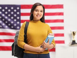 ¿Cuánto cuesta tramitar la visa para estudiar en Estados Unidos? Requisitos 2024