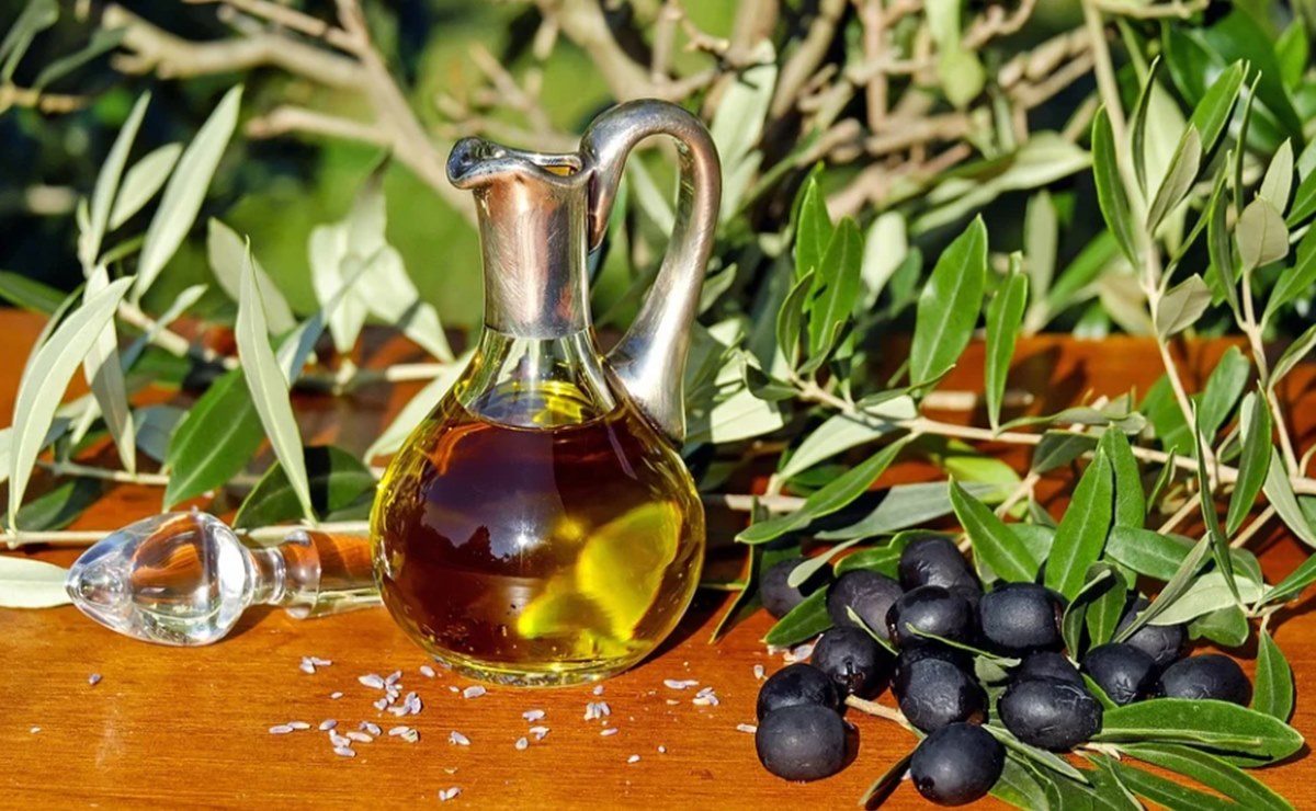 Los beneficios del aceite de oliva, según expertos de Harvard