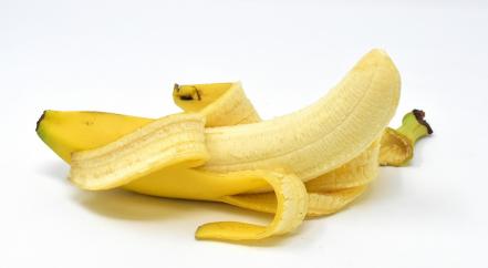 Identifica In Fragmentele De Mai Jos Extrase Din Textul Platanos ¿Los plátanos ayudan a bajar de peso? Esto dice Harvard
