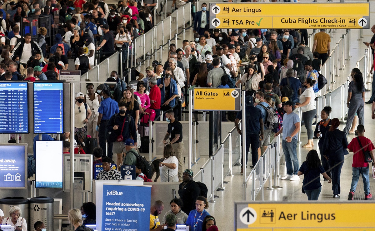 Los 8 consejos de la TSA para pasar su control de seguridad "sin estrés"