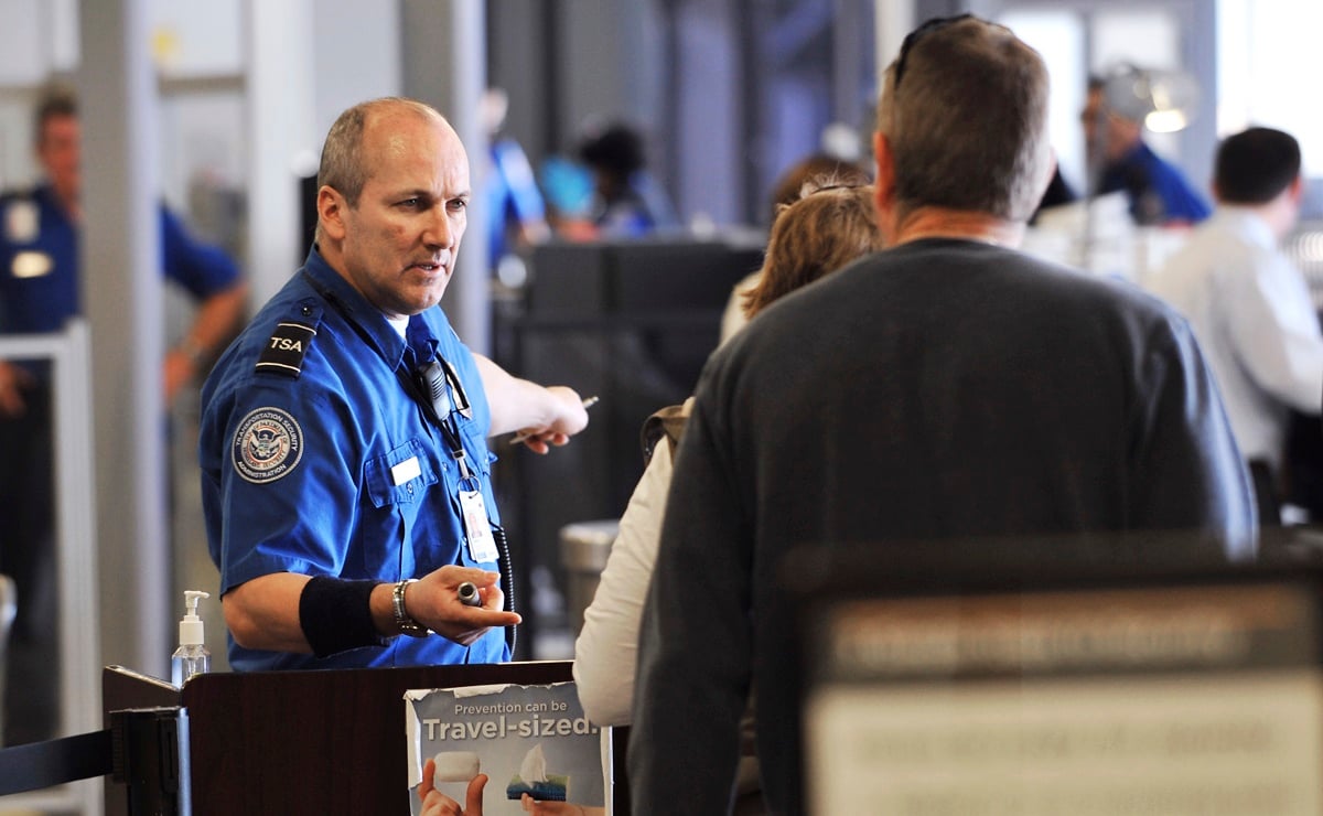 5 cosas que no debes hacer al pasar por el control de seguridad de la TSA