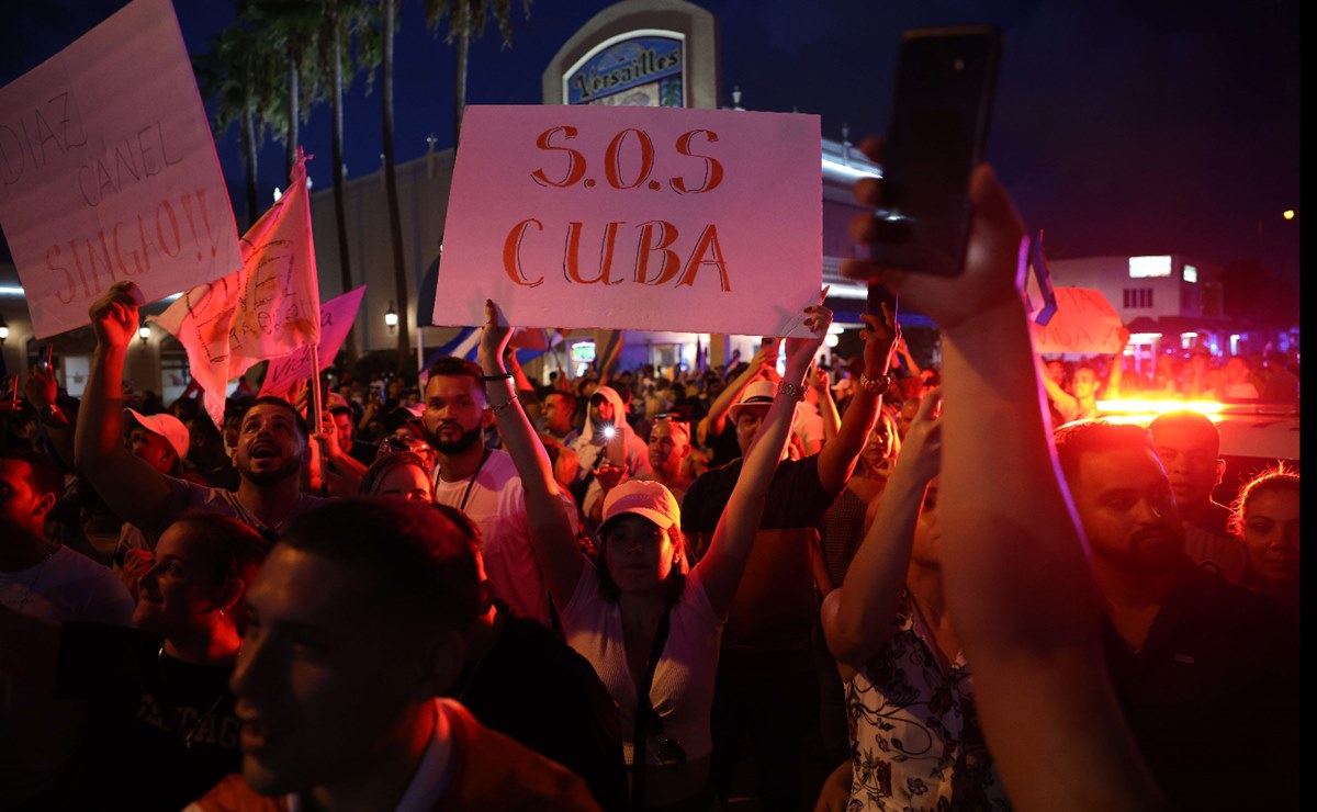 "¿Dónde está mi hijo?" Familiares buscan a detenidos tras protestas en Cuba