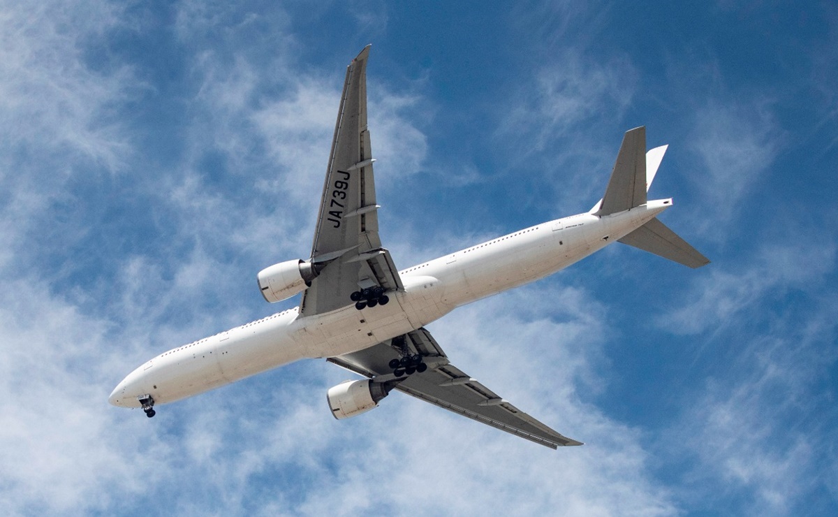 Avión retorna a Miami debido a pasajero sin cubrebocas