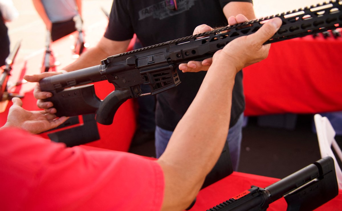 California prohíbe posesión y venta de armas "fantasmas"