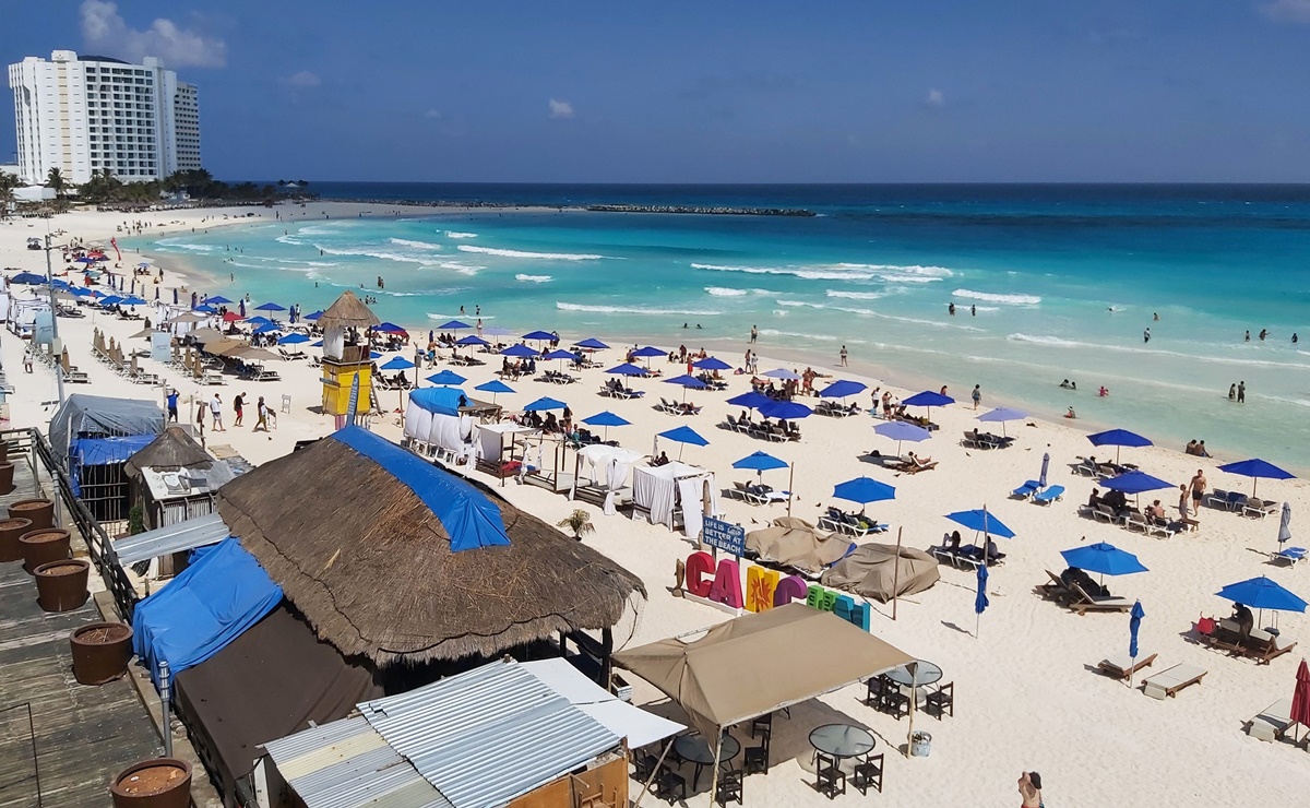 Bombero de Texas es hallado muerto en hotel de Cancún, México