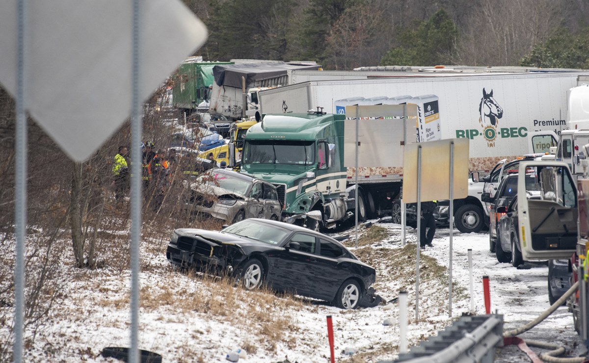 Más de 50 autos involucrados en accidente por tormenta de nieve en Pensilvania