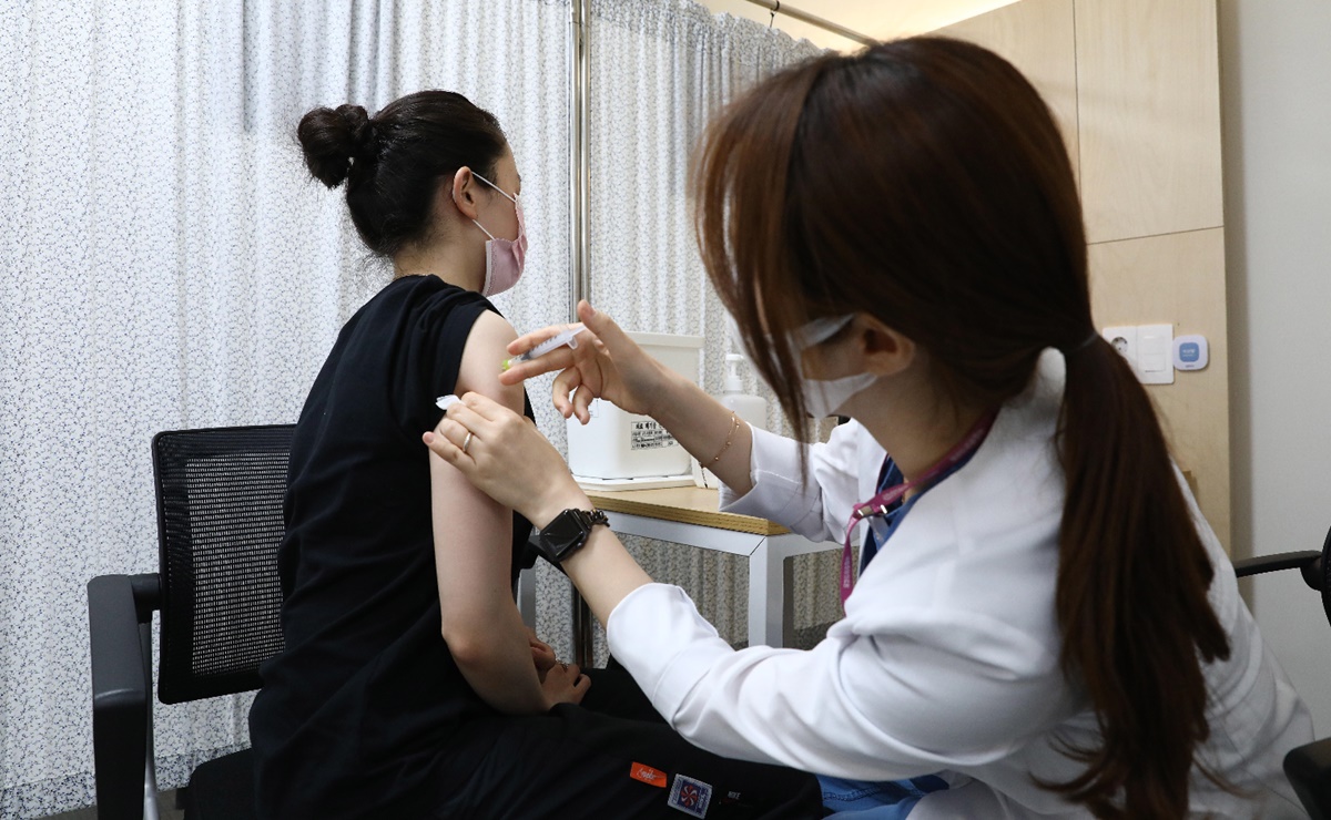Vacuna de la gripe puede proteger de efectos graves del Covid-19