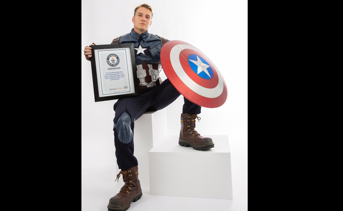 Mexicoestadounidense gana un Guinness por ver "Avengers"