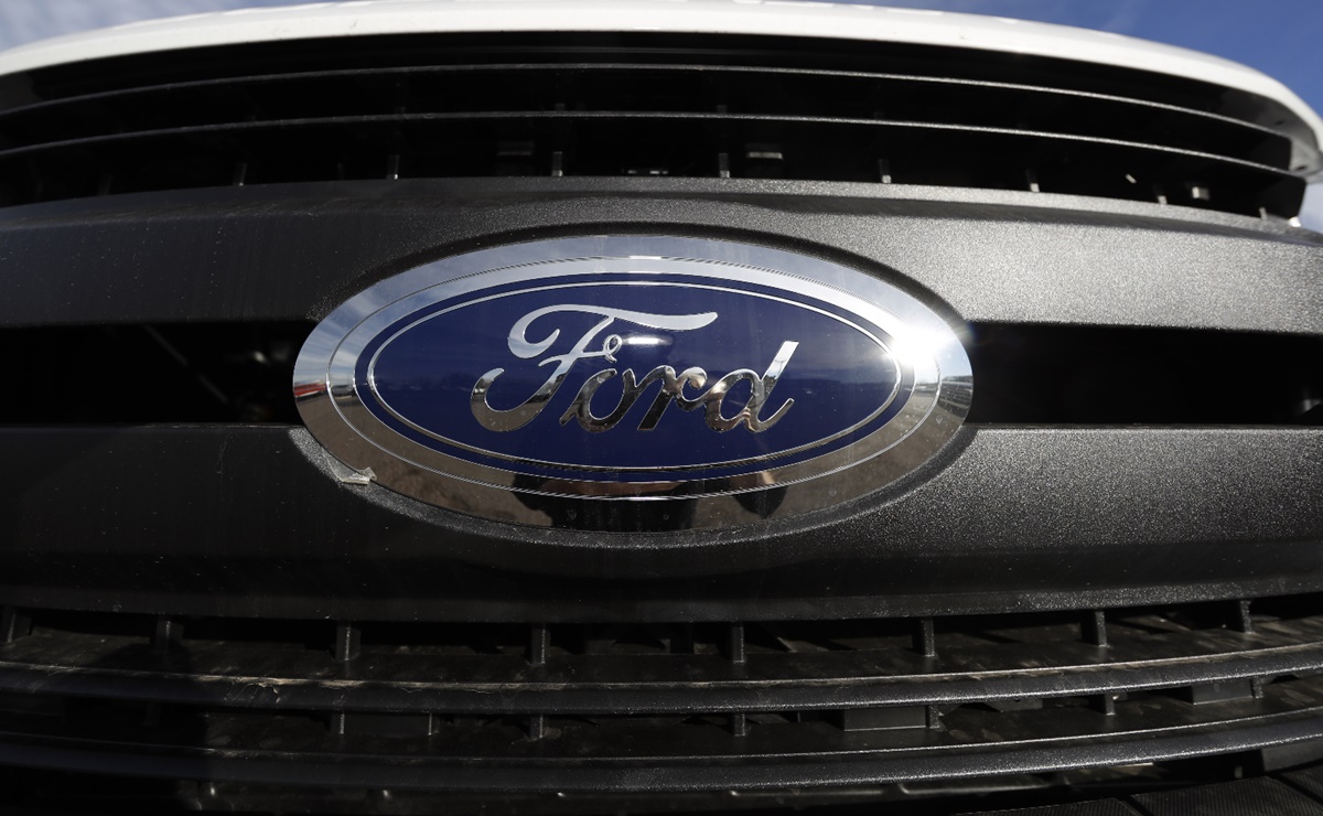 Ford alerta por defectos