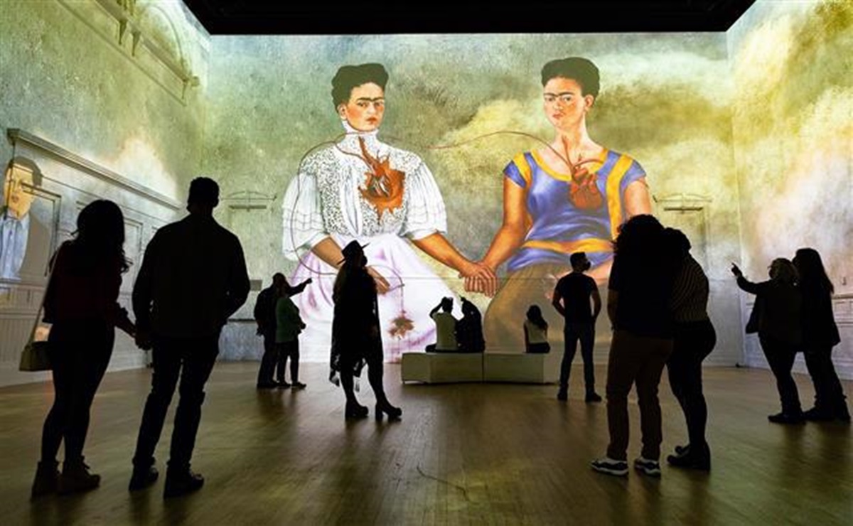 Experiencia inmersiva de Frida Kahlo llega a Chicago en febrero