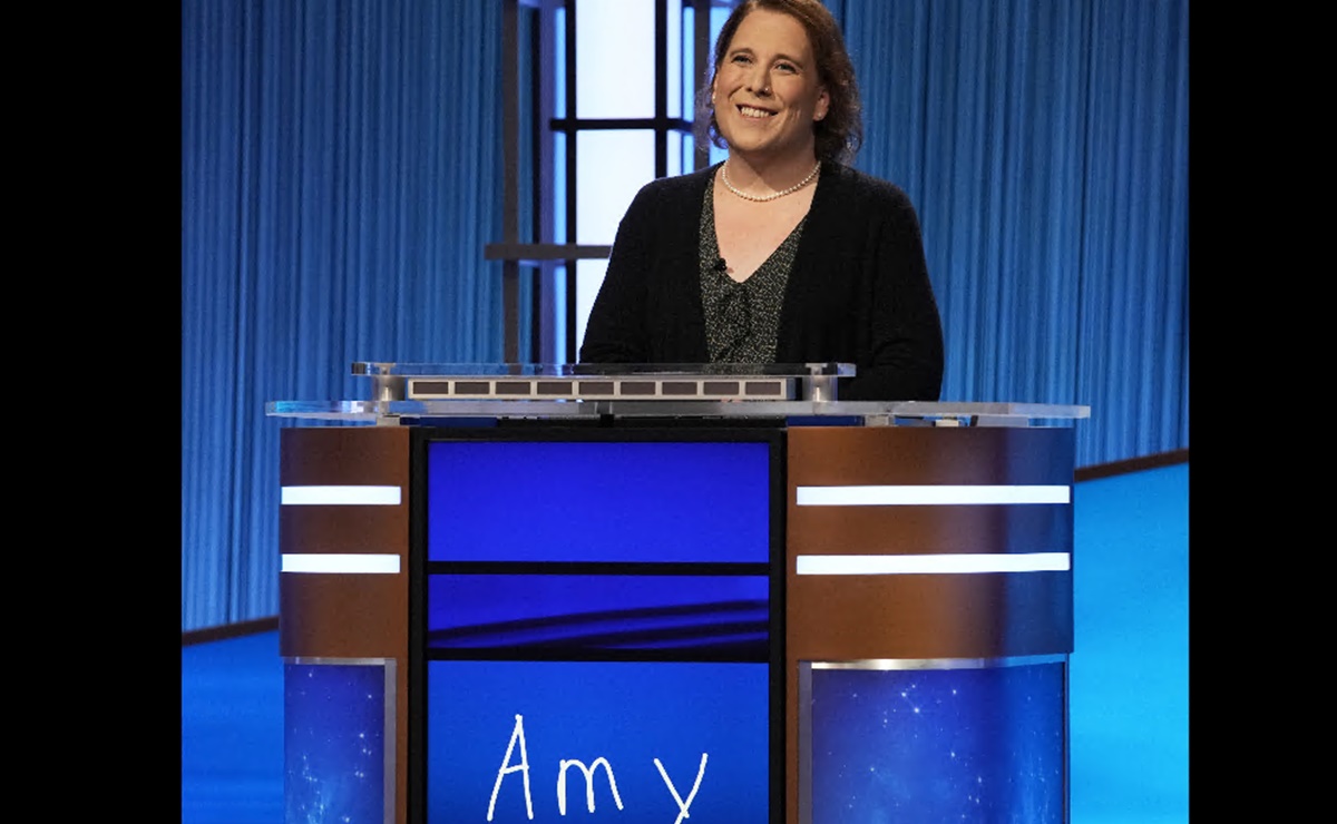 Mujer transgénero logra récord en el concurso "Jeopardy!" en EU