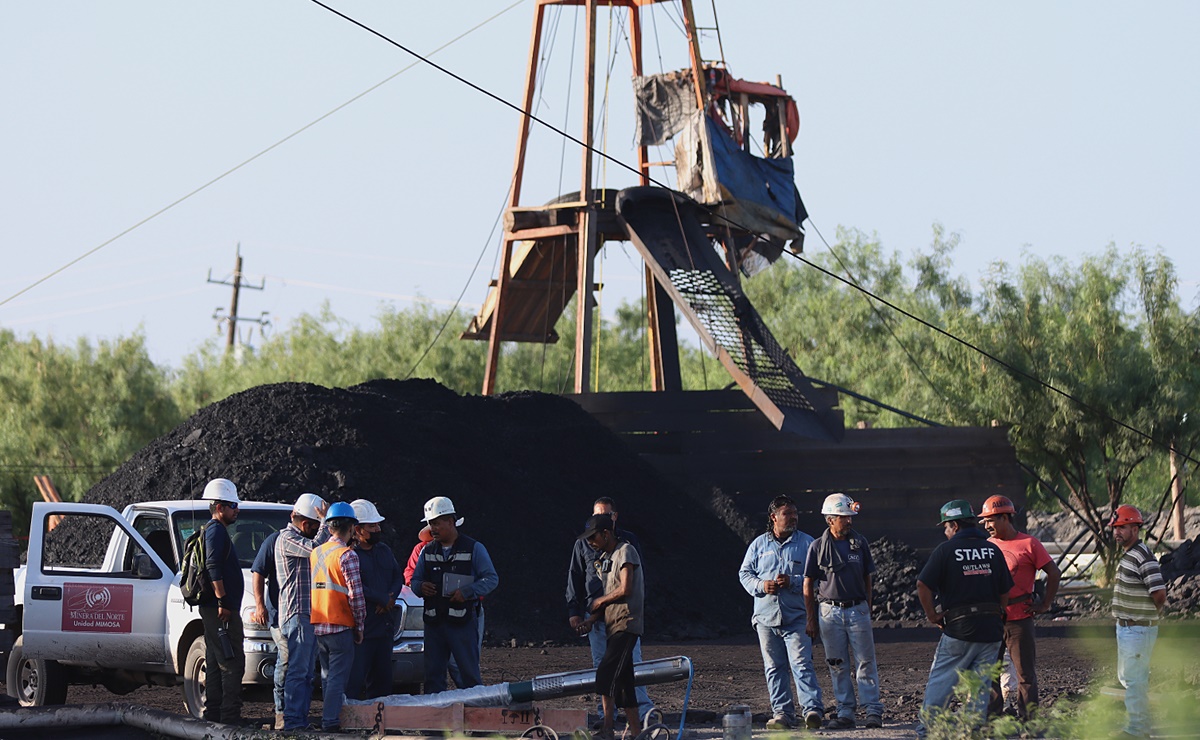 Suman 24 horas sin avances en rescate de mineros en Coahuila