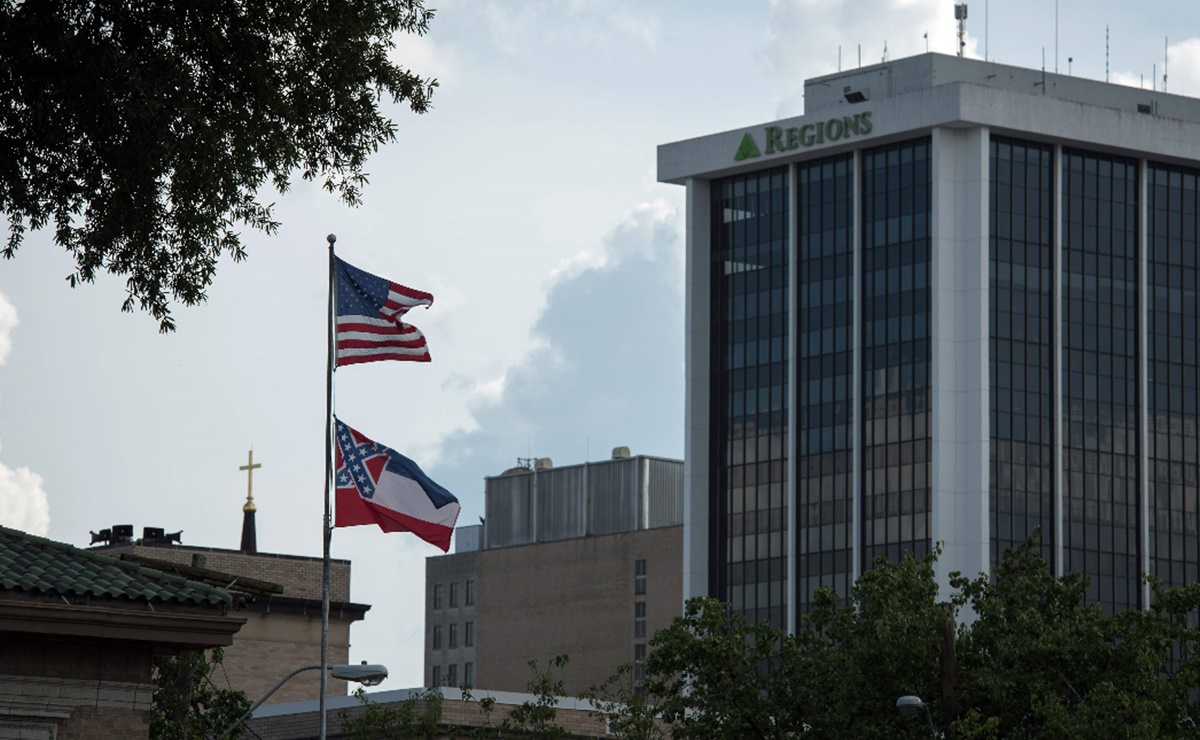 Misisipi se alista para eliminar el símbolo confederado de su bandera