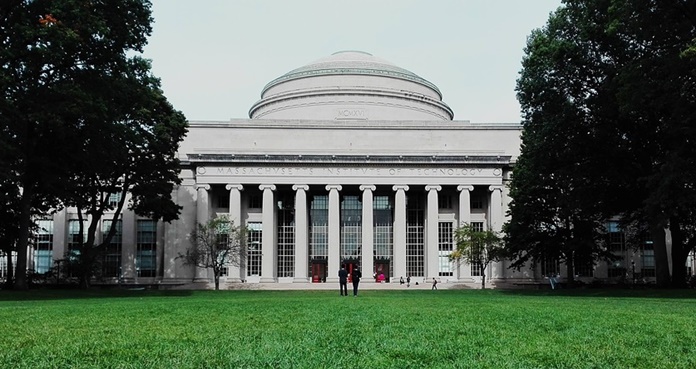 MIT,  Instituto Tecnológico de Massachussets