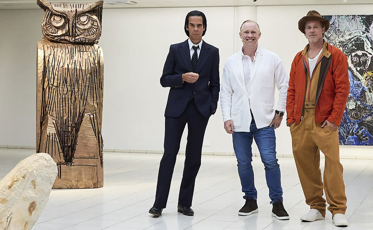 Brad Pitt debuta como escultor en museo de arte de Finlandia