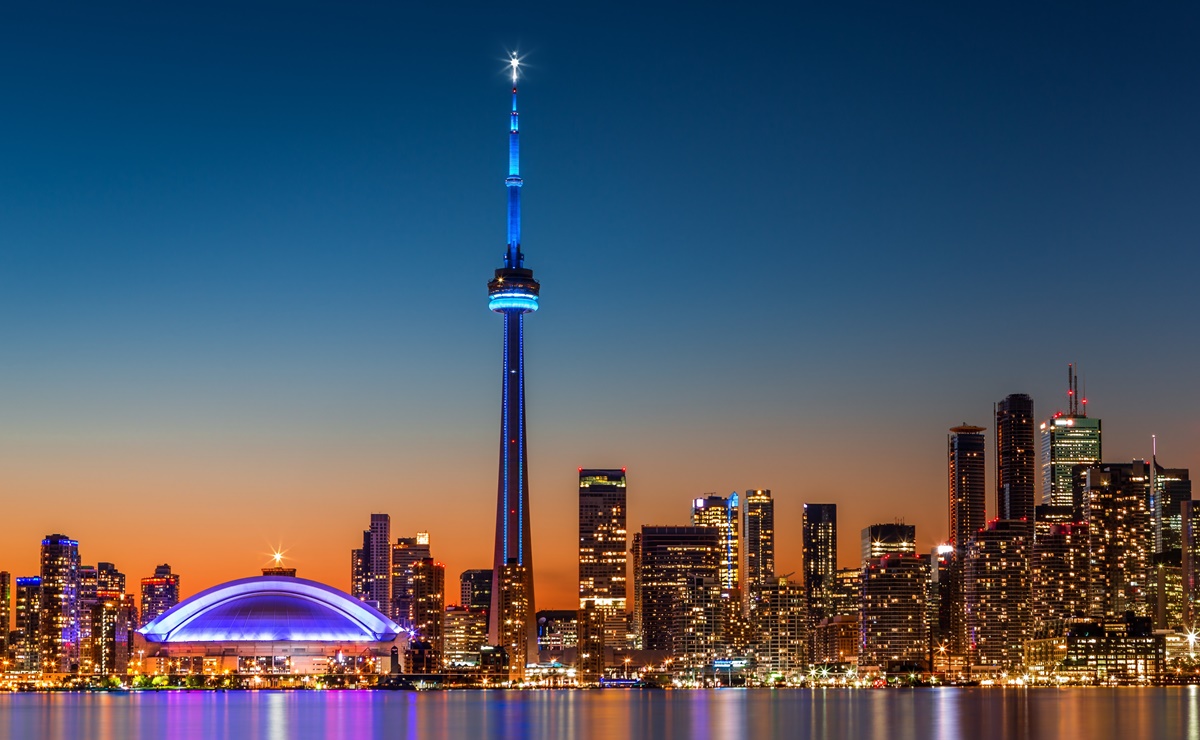 Tres edificios icónicos de Toronto que debes conocer en tu viaje