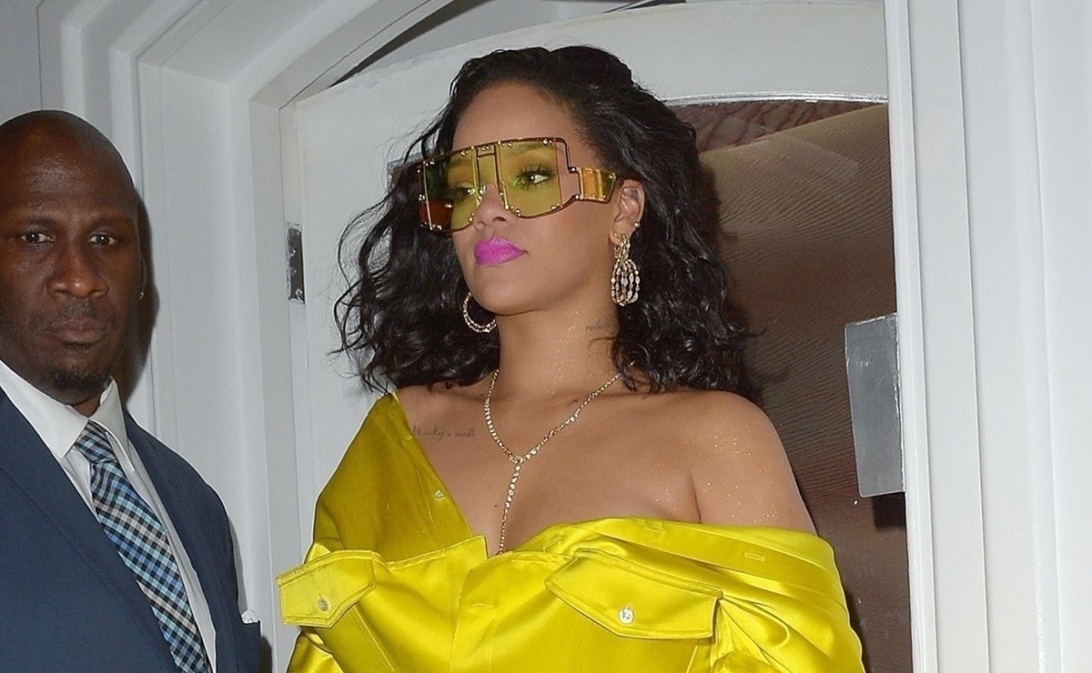 El minivestido tejido con el que Rihanna conquistó Instagram