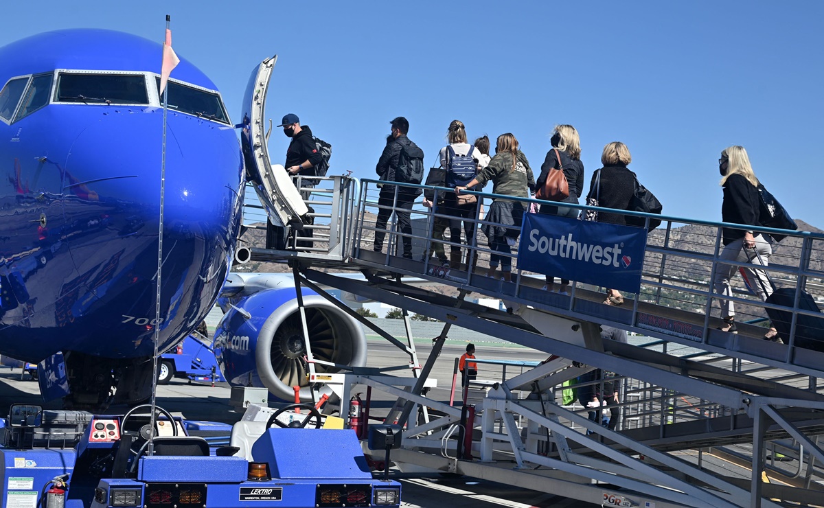 Southwest Airlines canceló unos 1,800 vuelos el fin de semana, ¿por qué?
