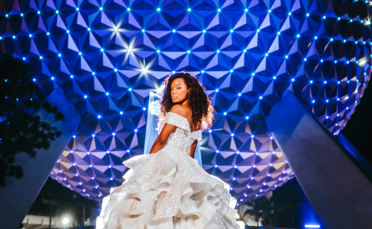 Lanzan vestido de novia en honor a los 50 años de Walt Disney World