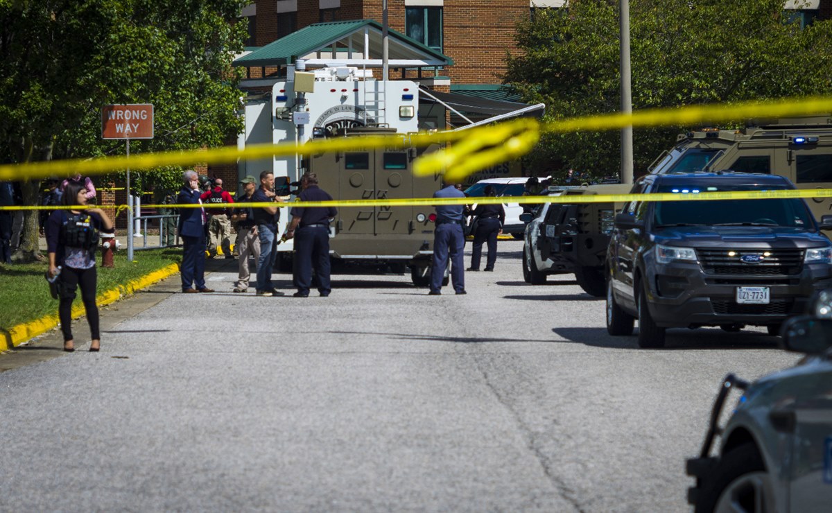 Dos estudiantes heridos tras tiroteo en secundaria de Virginia