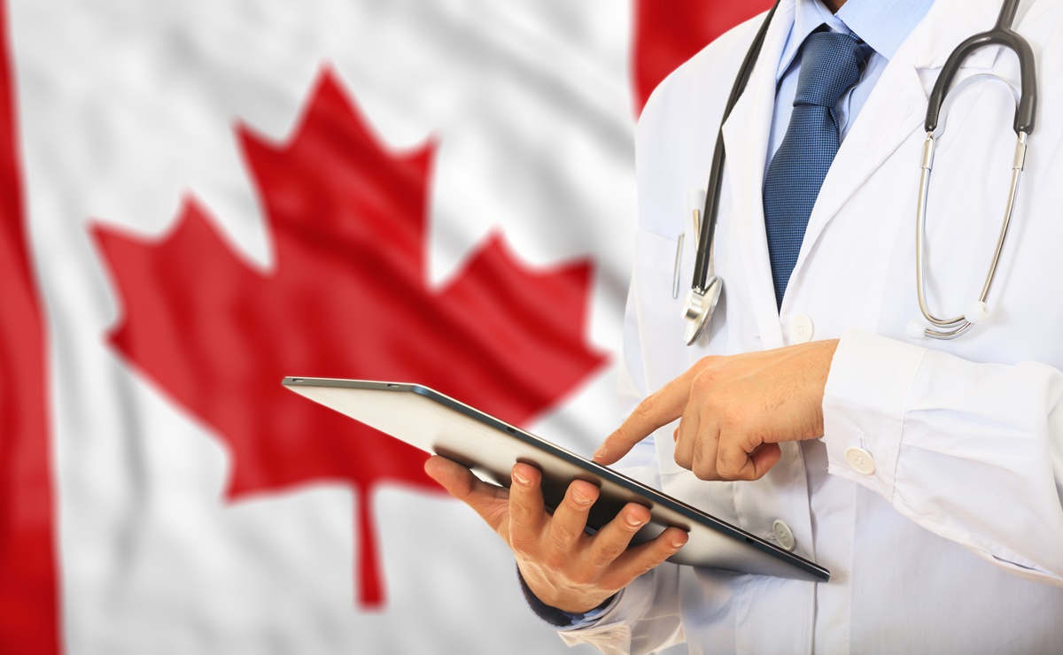 Canadá facilitará la residencia permanente a médicos de todo el mundo