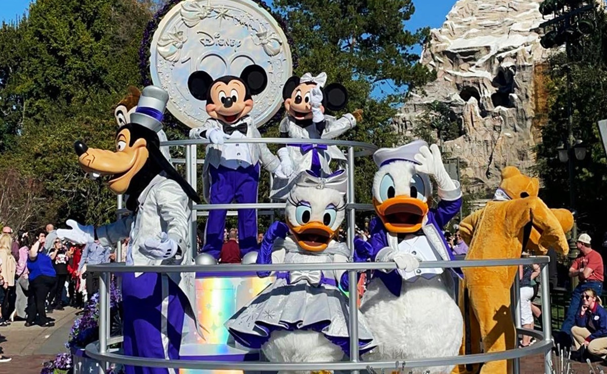 ¡Nuevos shows, comida, atracciones! Celebra así los 100 años de Disney en Disneyland Resort 