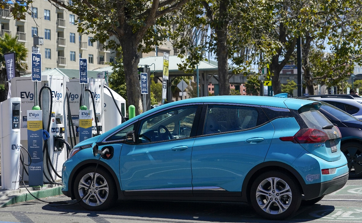 California proh&iacute;be la venta de autom&oacute;viles nuevos a gasolina para 2035