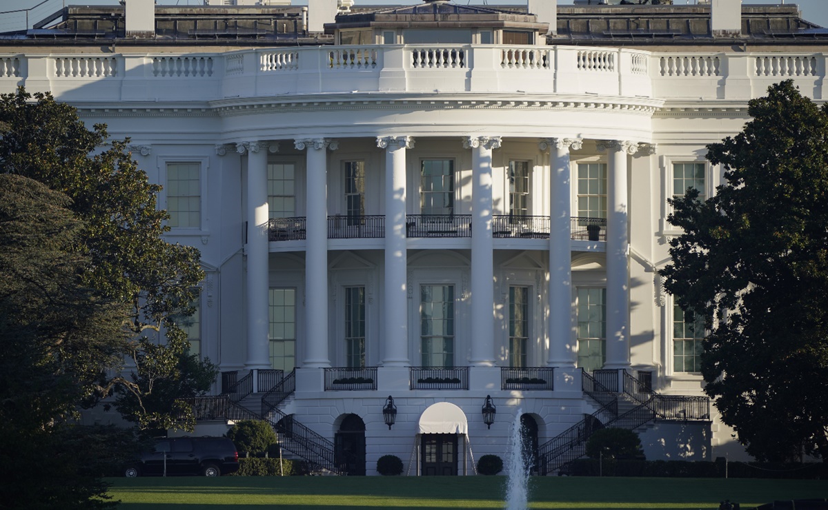 Casa Blanca prepara el Despacho Oval para que Trump vuelva a trabajar all&iacute;