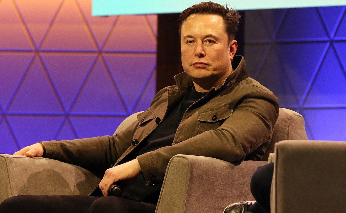 Elon Musk admite que vendi&oacute; parte de Tesla para &quot;salvar&quot; a Twitter; inversores enfurecen