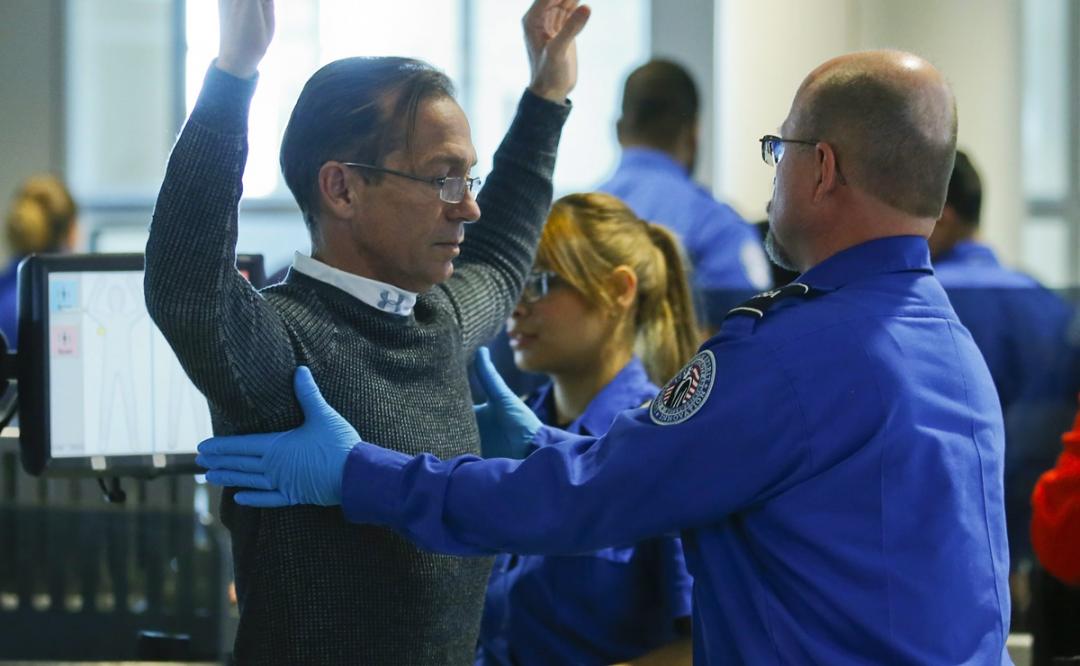 TSA busca personal para trabajar en Aeropuerto de Filadelfia (aqu&iacute; el sueldo)